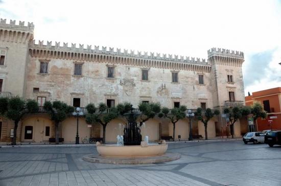 Piazza Vittorio Emanuele III