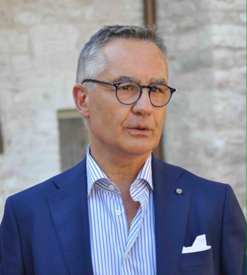 Il Generale Luciano Garofano in teatro