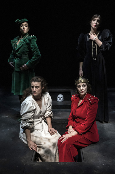 "Definisci Antigone", regia di Carlo Cerciello