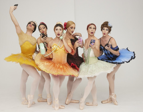 LES BALLETS TROCKADERO DE MONTE CARLO