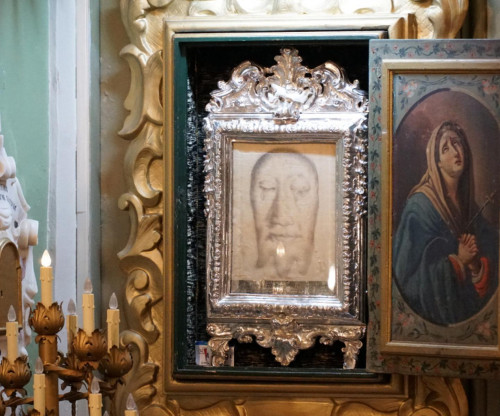 Esposizione della reliquia del Volto Santo
