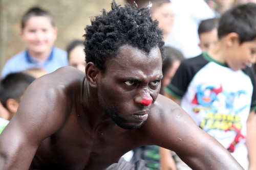 Thioro. Un cappuccetto rosso senegalese