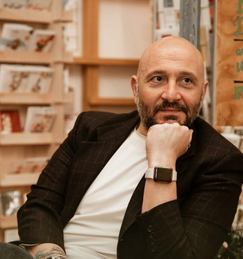 Dove tutto è sbagliato, il delitto Sorrentino