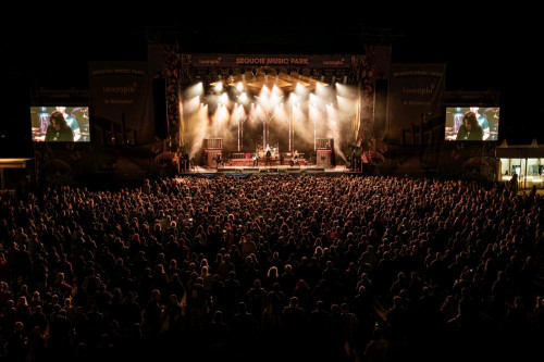 OF MONSTERS AND MEN per Sequoie Music Park