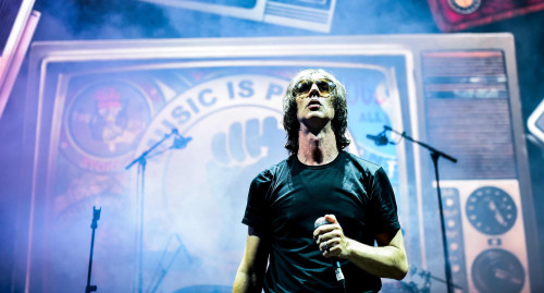 Richard Ashcroft in concerto