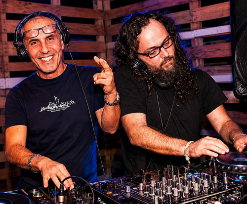 Un Summer Party esplosivo con DomyT & Lello Santoro alla consolle, sabato 13 giugno a La’nchianata di Torricella