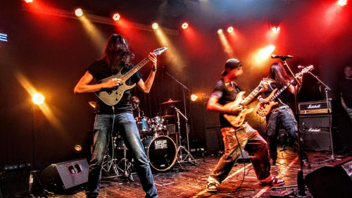 DIED ONCE presenta il primo album "VOID".