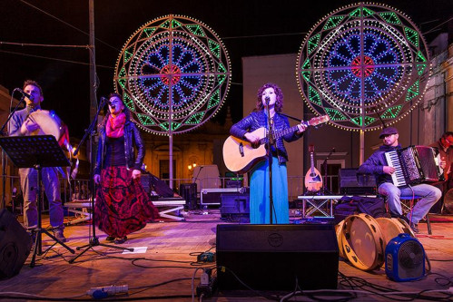 La pizzica dei Malarazza al festival Il Borgo Cantato di Cisternino
